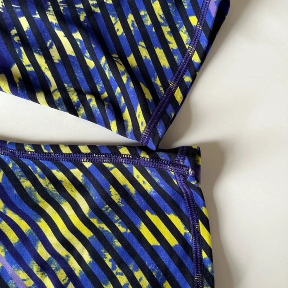 Athleta‎ Capri Crop Lightweight Blue Yellow Leggings Size S